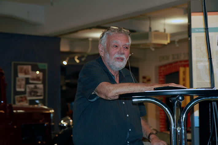 Frieder Bach